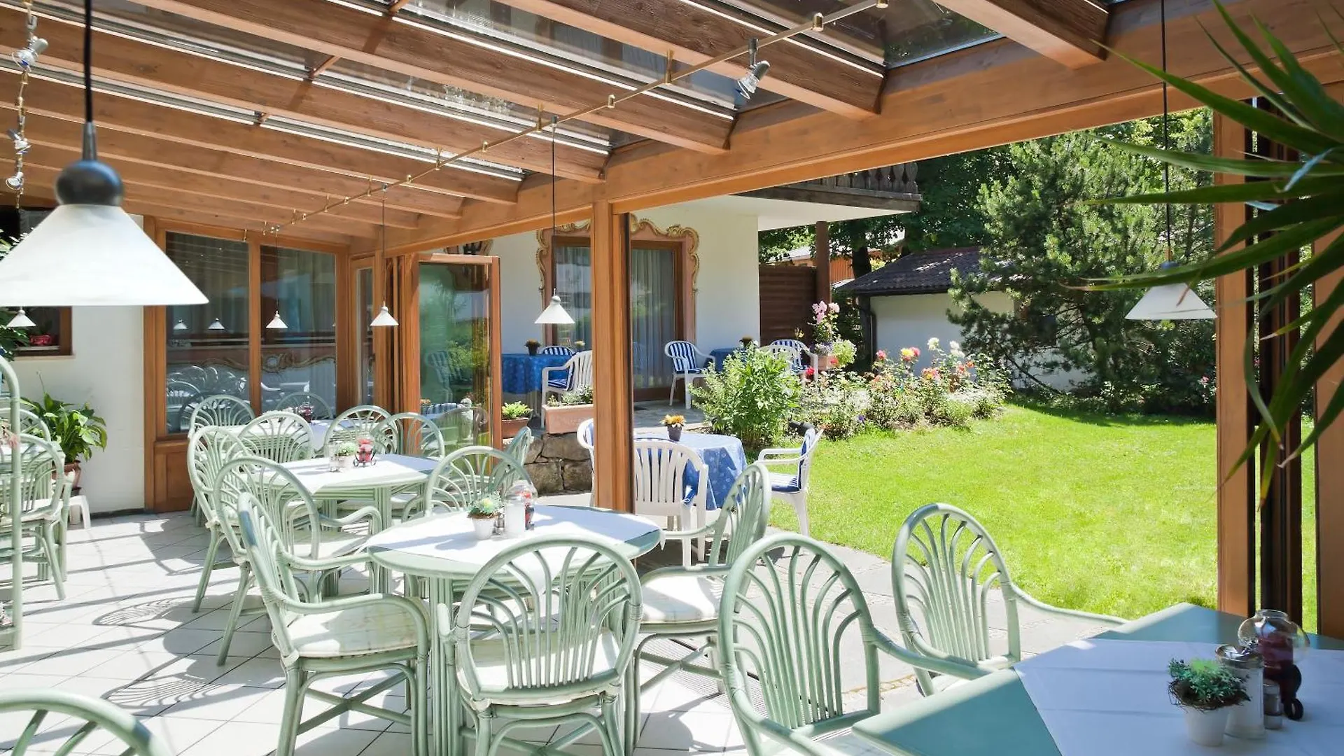 Hotel Landhaus Feldmeier ***S Oberammergau