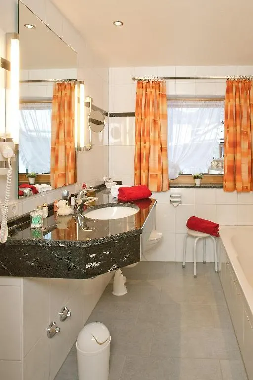***  Hotel Landhaus Feldmeier ***S Oberammergau Germany